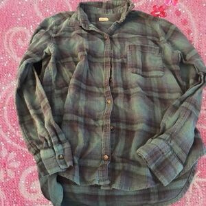 Hollister Green and Navy Plaid Long Sleeve Button-Up